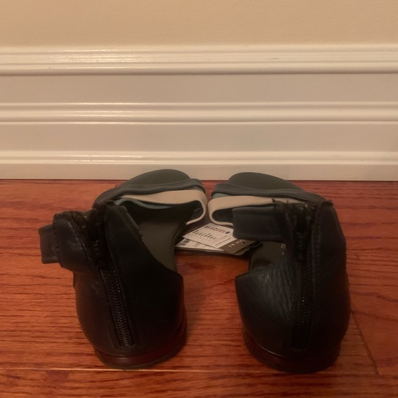 LaSocki Sandals - Picture 5 of 6